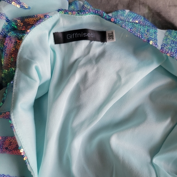 One Shoulder Sequins Dress - Picture 12 of 12